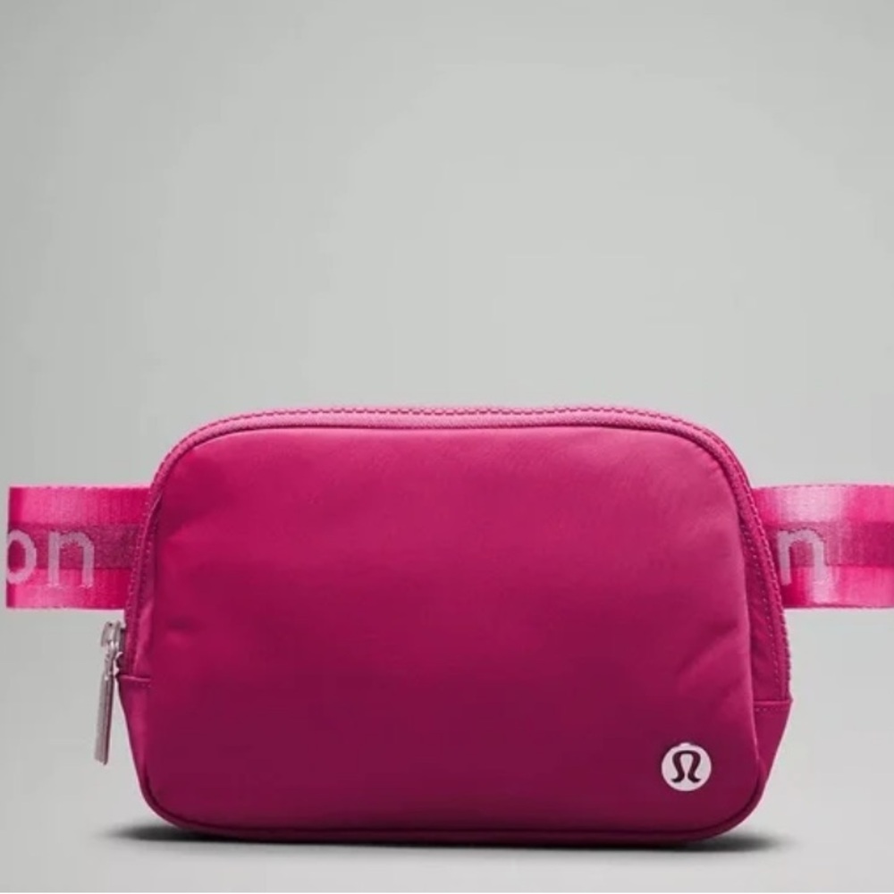 Lululemon Everywhere Belt Bag 1L Wordmark Washed Mauve/Sakura Pink NWT